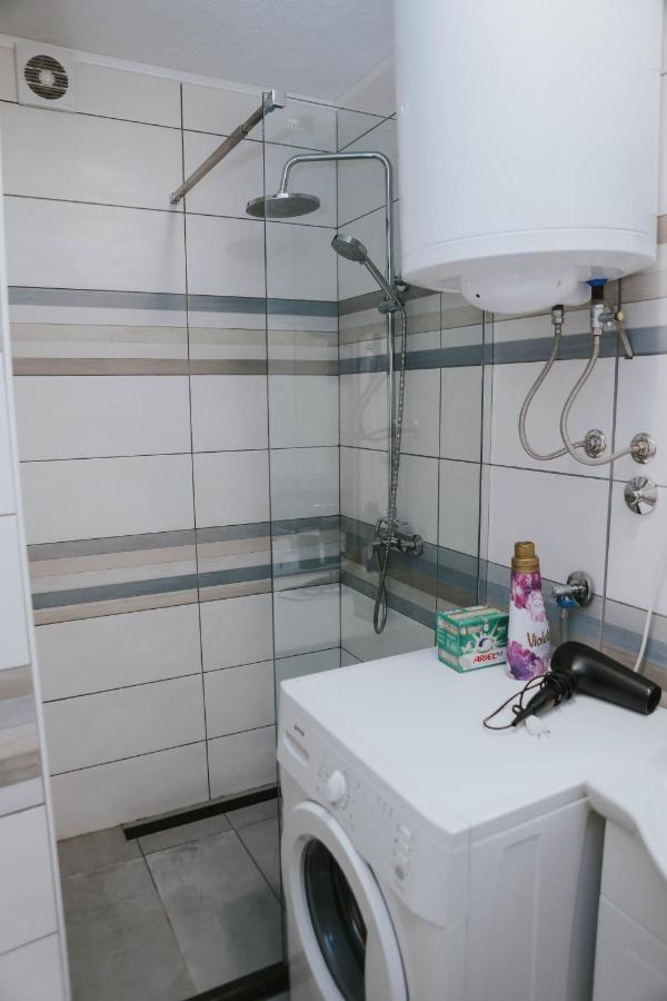 I&T Apartman Gospić Exterior foto